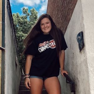 Meet your Posher, Hailey